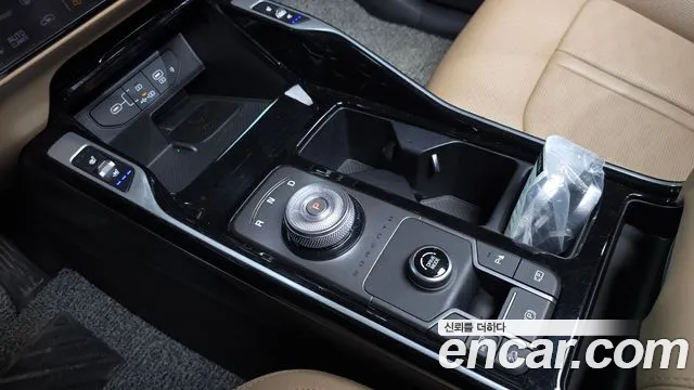 Kia Sorento 2024 thumb 9