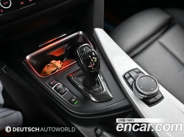 BMW 3-Series 2015 thumb 9