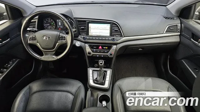 Hyundai Avante 2016 thumb 7