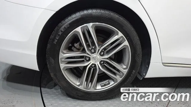 Hyundai Grandeur 2017 thumb 5