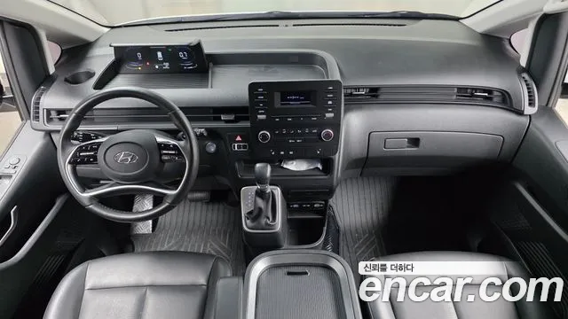 Hyundai Staria 2022 thumb 6