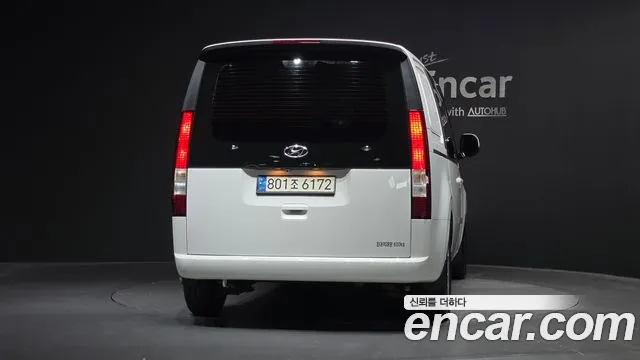 Hyundai Staria 2022 thumb 3