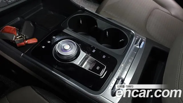 Kia Carnival 2024 thumb 9