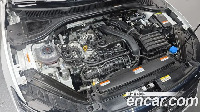 Volkswagen Jetta 2024 thumb 6