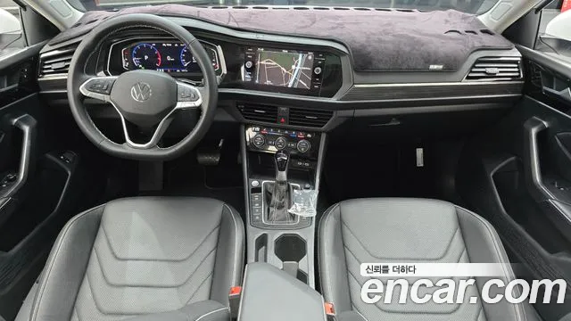 Volkswagen Jetta 2024 thumb 7