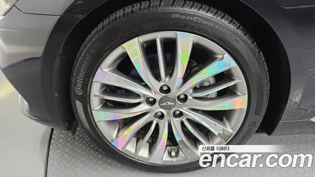 Genesis G80 2018 thumb 5