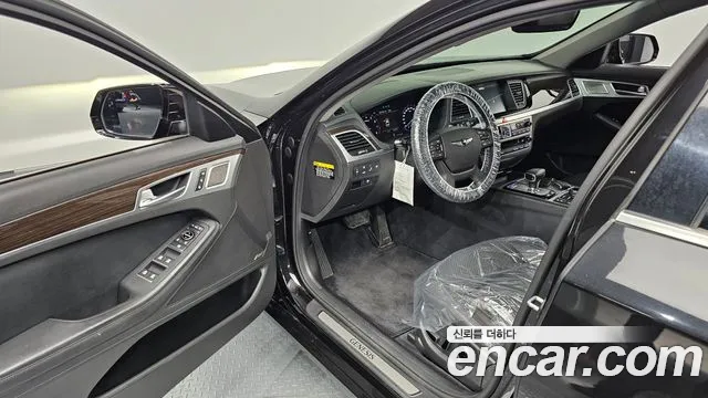 Genesis G80 2018 thumb 10