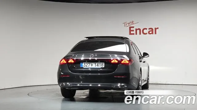 Mercedes-Benz E-Класс 2026 thumb 3