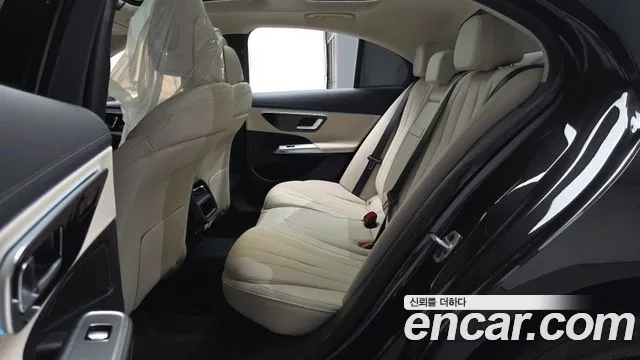 Mercedes-Benz E-Класс 2026 thumb 11
