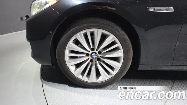 BMW Gran Turismo 2016 thumb 5