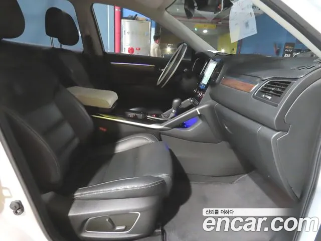 Renault-KoreaSamsung Koleos 2019 thumb 8