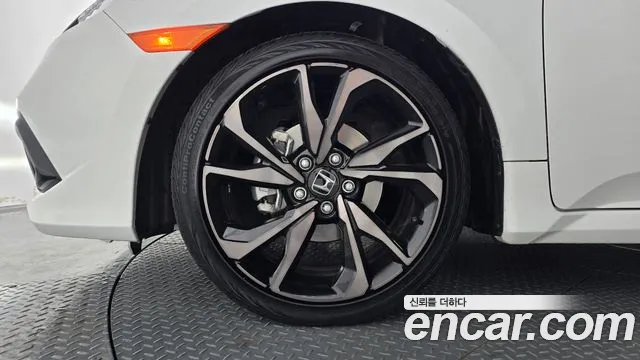 Honda Civic 2019 thumb 5
