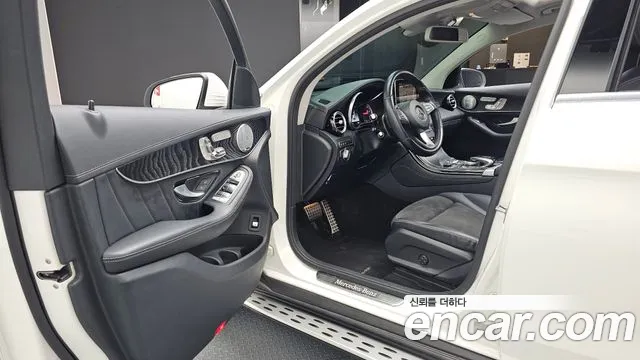 Mercedes-Benz GLC 2018 thumb 10