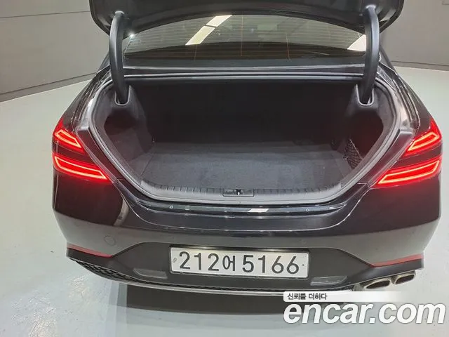 Genesis G70 2022 thumb 4