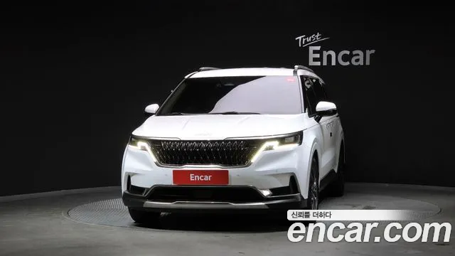 Kia Carnival 2022 thumb 3