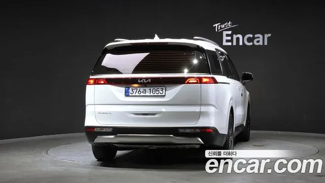 Kia Carnival 2022 thumb 4