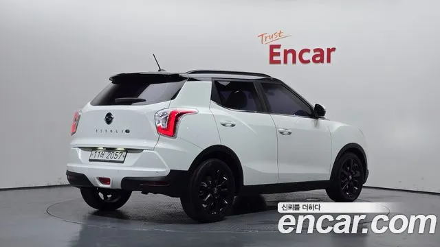 KG_Mobility_Ssangyong TIBOLI 2015 thumb 2