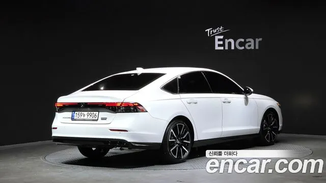 Honda Accord 2023 thumb 2