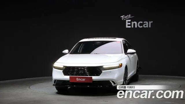Honda Accord 2023 thumb 3