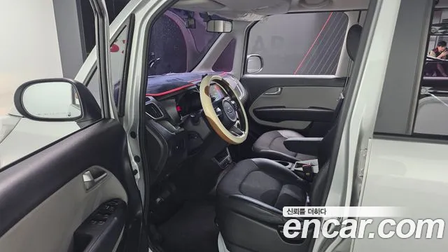 Kia Ray 2019 thumb 10