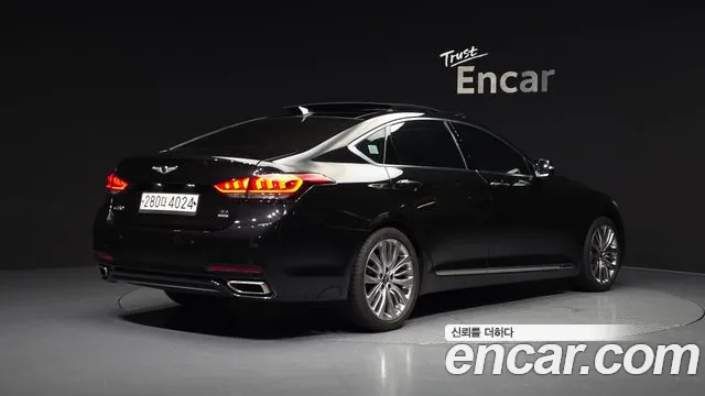Genesis G80 2018 thumb 2