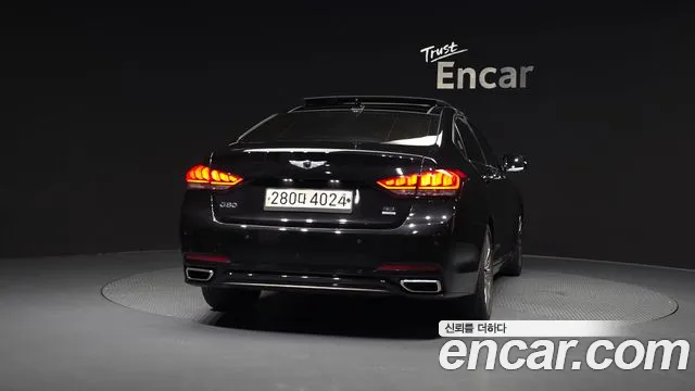 Genesis G80 2018 thumb 4