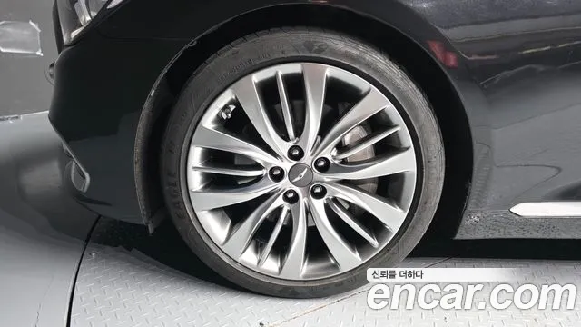 Genesis G80 2018 thumb 5