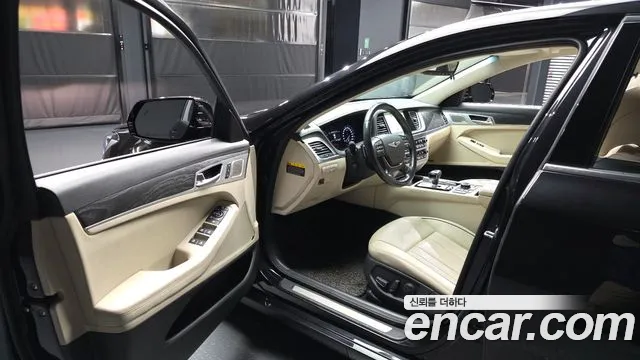 Genesis G80 2018 thumb 10