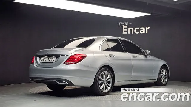 Mercedes-Benz C-Класс 2016 thumb 2