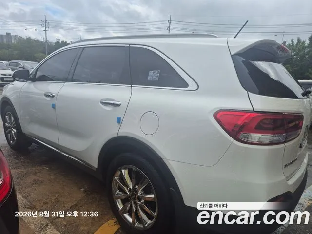 Kia Sorento 2017 thumb 4