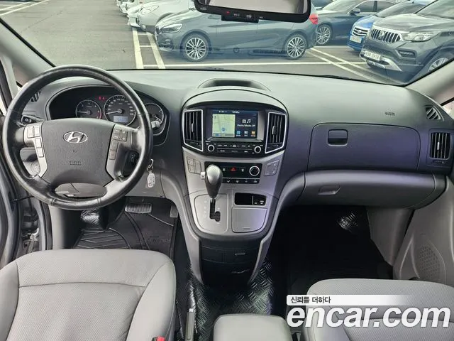 Hyundai Starex 2017 thumb 7