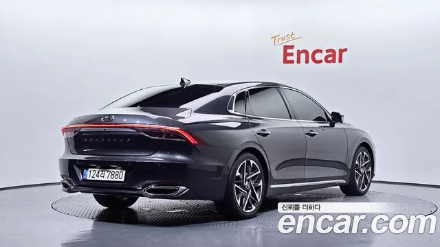 Hyundai Grandeur 2022 thumb 2