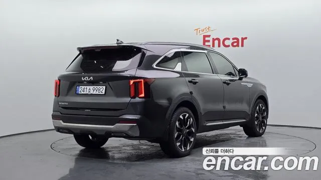 Kia Sorento 2024 thumb 2