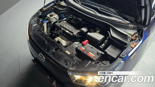 KG_Mobility_Ssangyong TIBOLI 2015 thumb 6