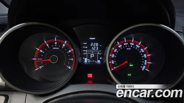 KG_Mobility_Ssangyong TIBOLI 2015 thumb 8