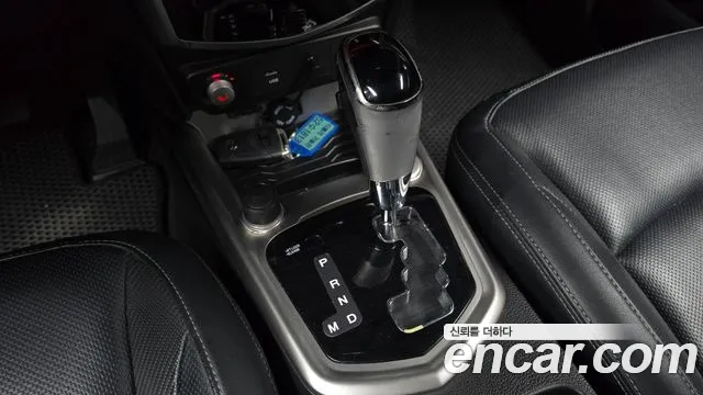 KG_Mobility_Ssangyong TIBOLI 2015 thumb 9