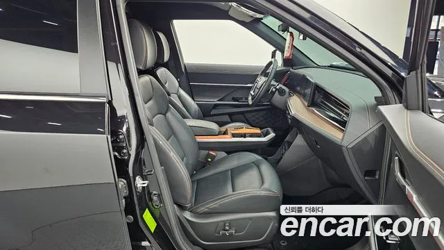 KG_Mobility_Ssangyong Torres 2025 thumb 11