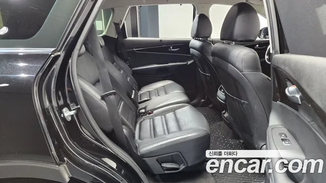 Kia Sorento 2017 thumb 11