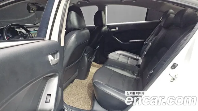 Kia K3 2014 thumb 12
