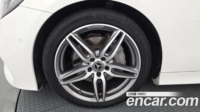Mercedes-Benz E-Класс 2018 thumb 5