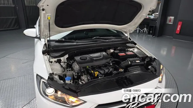 Hyundai Avante 2017 thumb 6