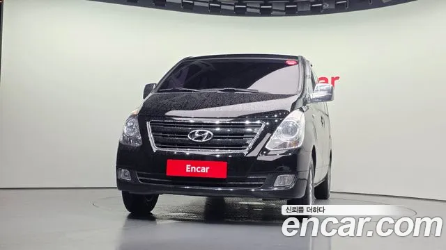 Hyundai Starex 2017 thumb 3