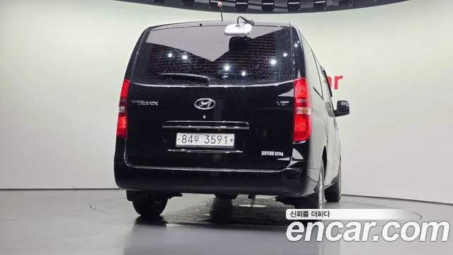 Hyundai Starex 2017 thumb 4