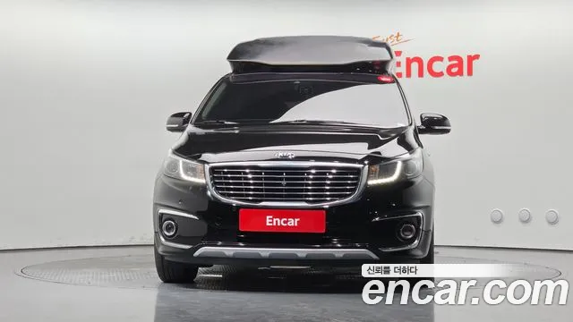 Kia Carnival 2018 thumb 3