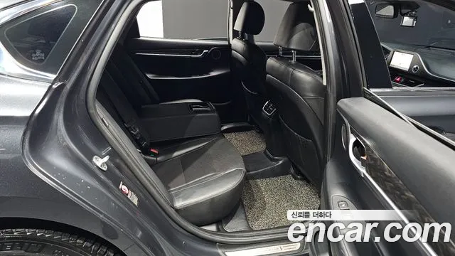 Hyundai Grandeur 2017 thumb 10
