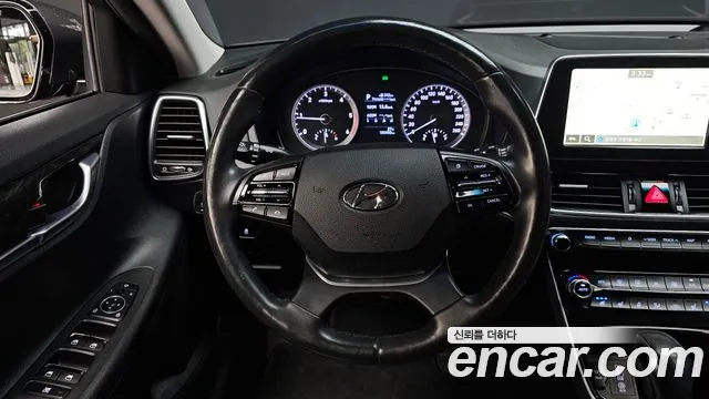 Hyundai Grandeur 2017 thumb 12
