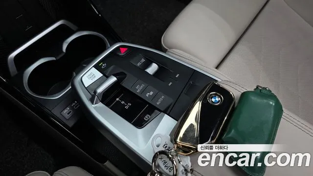 BMW X1 2023 thumb 8