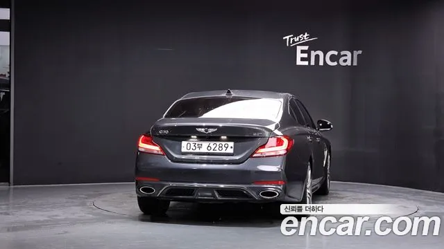 Genesis G70 2019 thumb 3