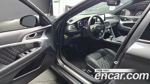 Genesis G70 2019 thumb 9