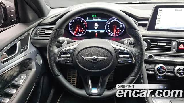 Genesis G70 2019 thumb 11